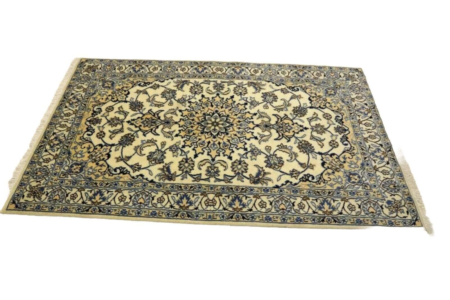Persian Rug Nain 203 x 125 cm Wool Hand-knotted