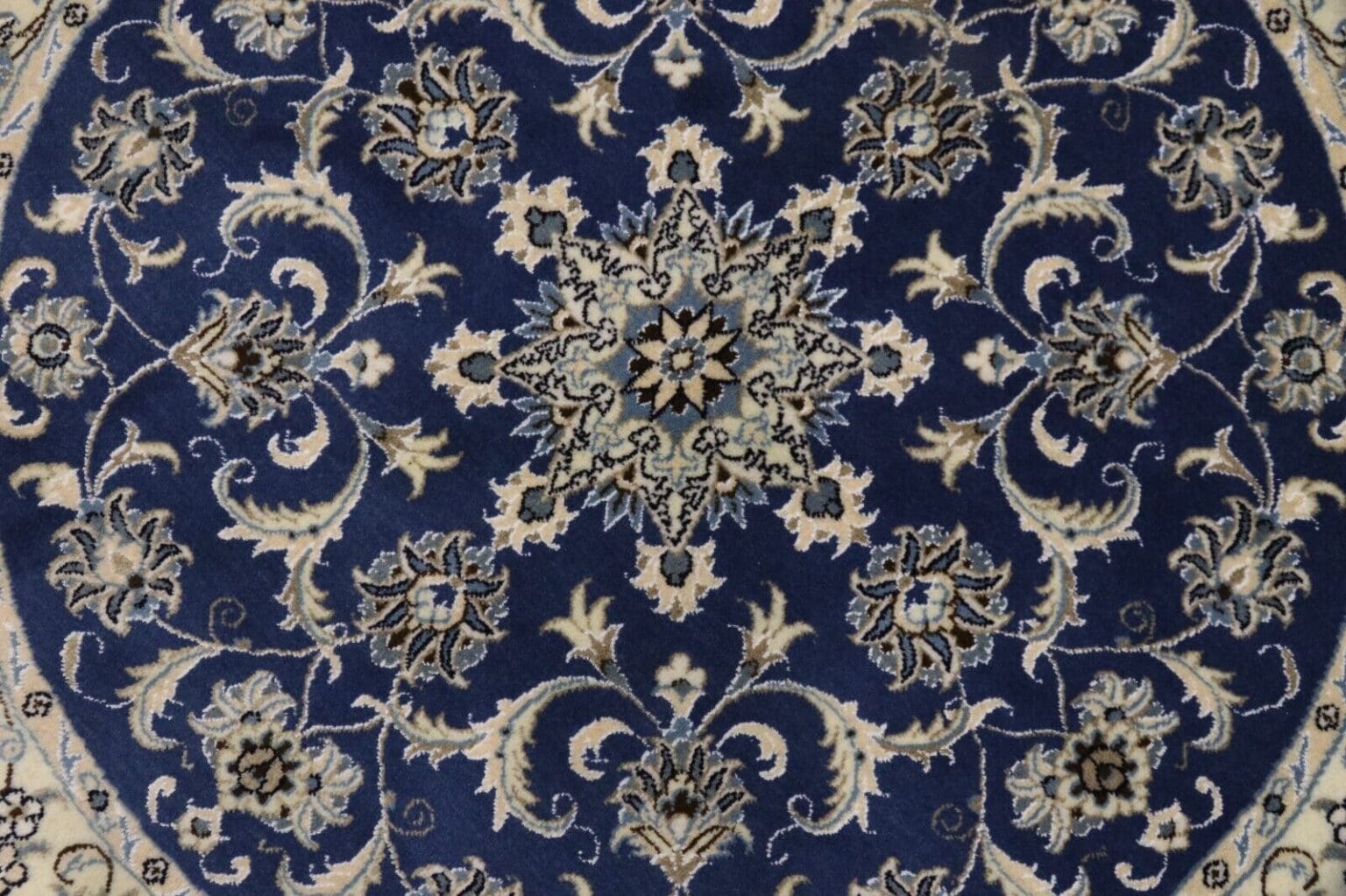 Persian Rug Nain 150 x 150 cm Wool Hand-knotted
