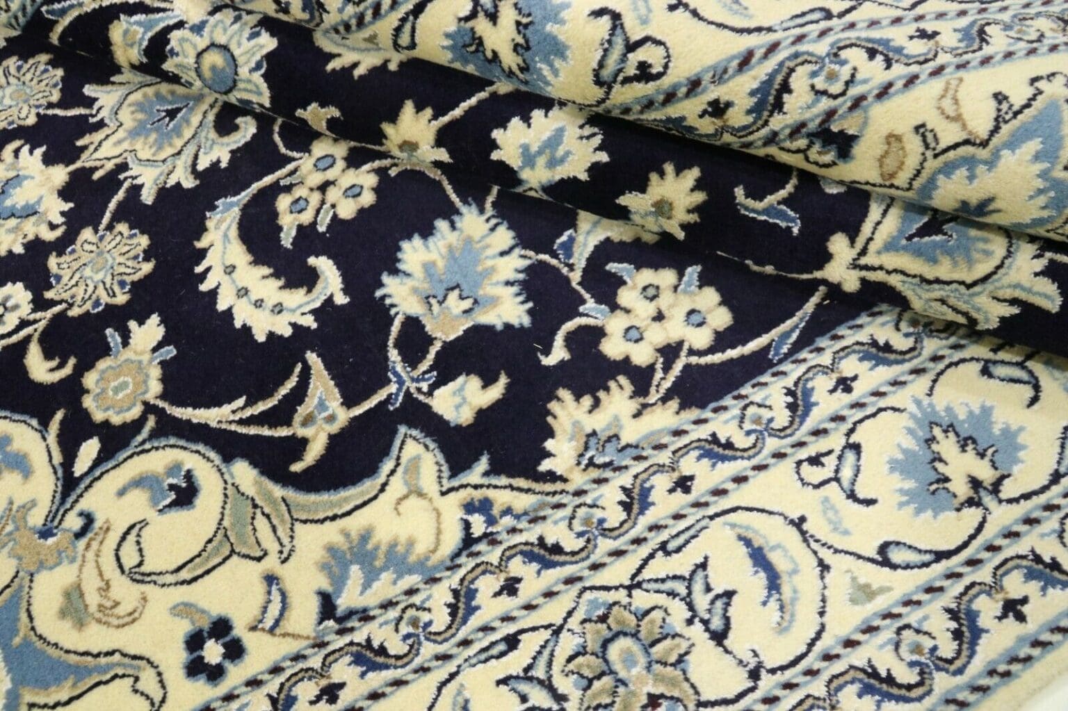 Persian Rug Super Nain 244 x 160 cm Wool Hand-knotted