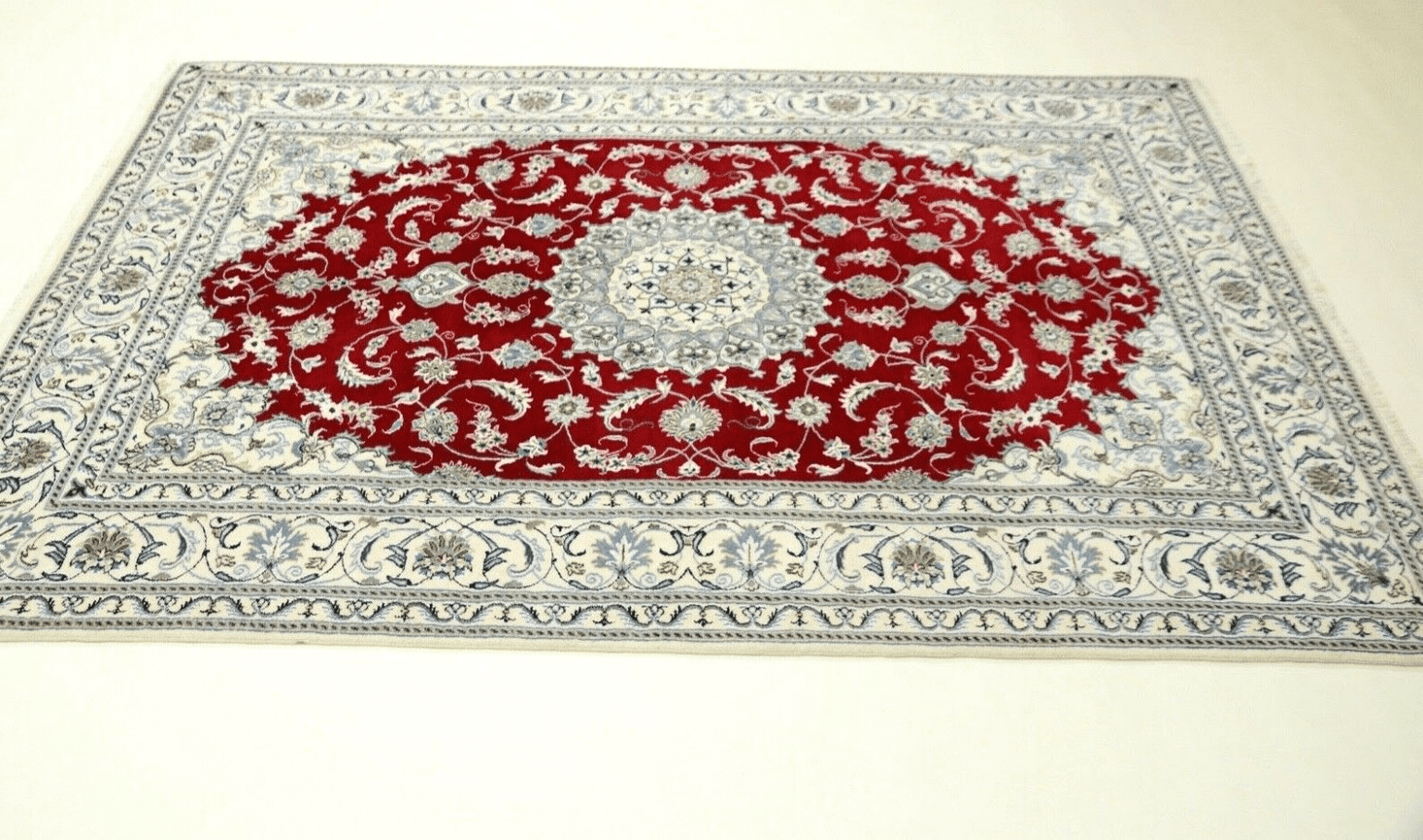 wunderschoner-perserteppich-nain-290-x-197-cm-ca-300000-knoten-m-90-1-1 Persian Rug Nain 290 x 197 cm Wool Hand-knotted