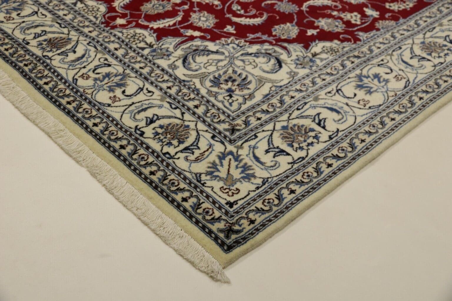 Persian Rug Nain 297 x 200 cm Wool Hand-knotted