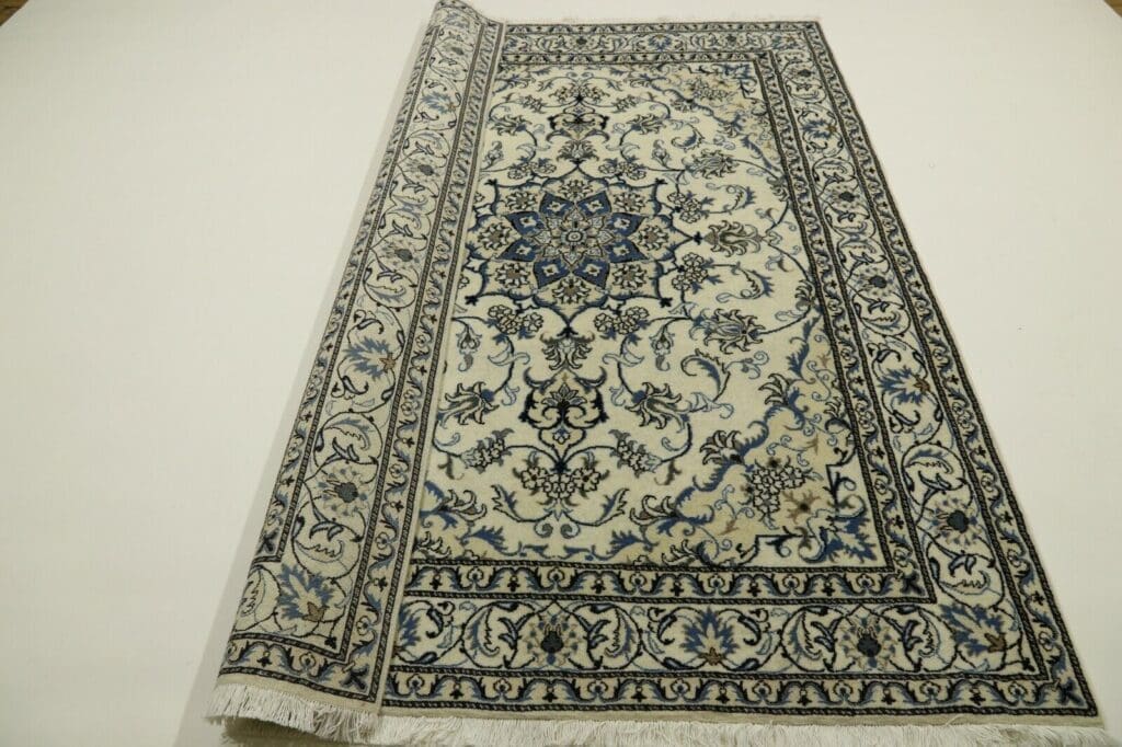 wunderschoner-orientteppich-nain-mit-seide-230-x-168-cm-ca-300000-6 Persian Rug Nain 230 x 168 cm Wool Hand-knotted