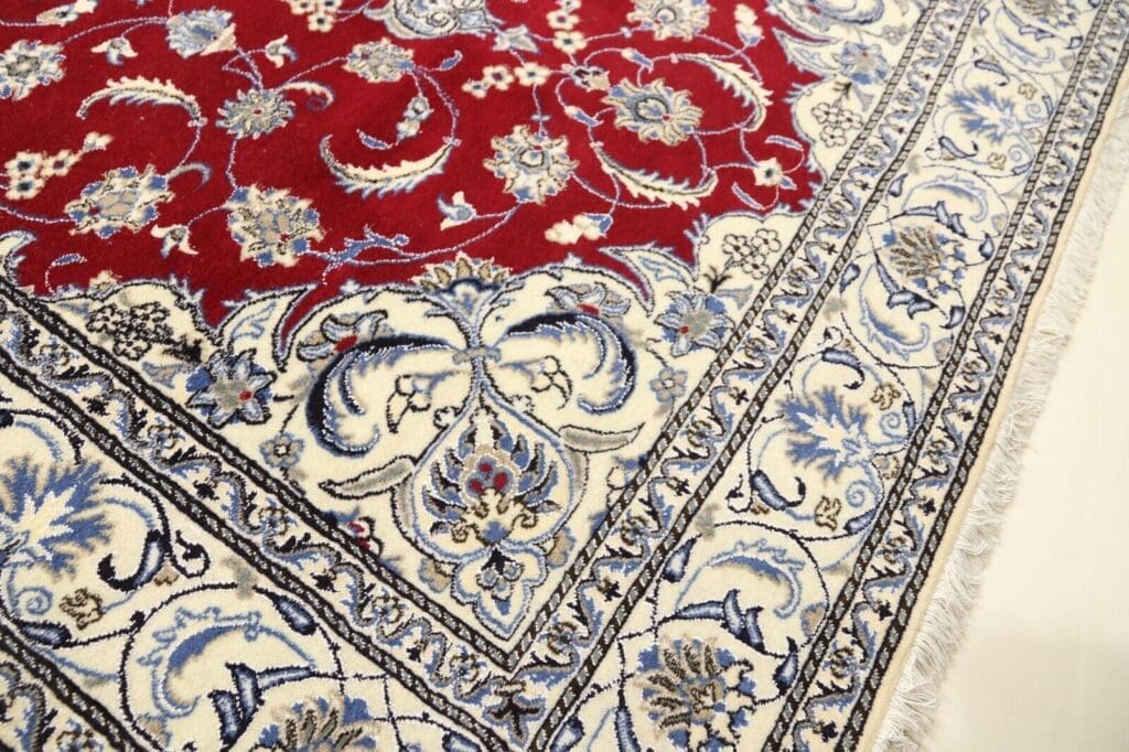 Persian Rug Nain 295 x 194 cm Wool Hand-knotted