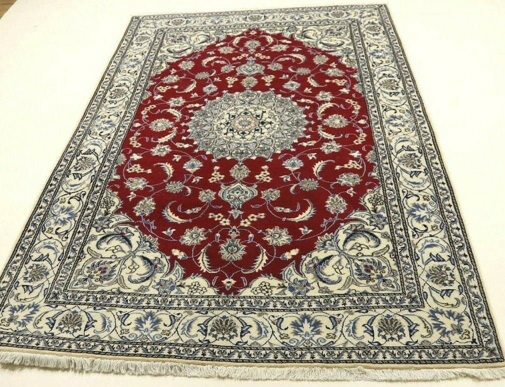 Persian Rug Nain 295 x 194 cm Wool Hand-knotted