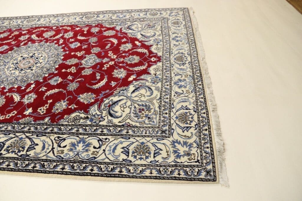 Persian Rug Nain 295 x 194 cm Wool Hand-knotted