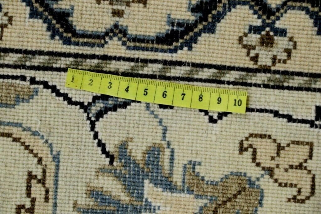 Persian Rug Nain 292 x 196 cm Wool Hand-knotted