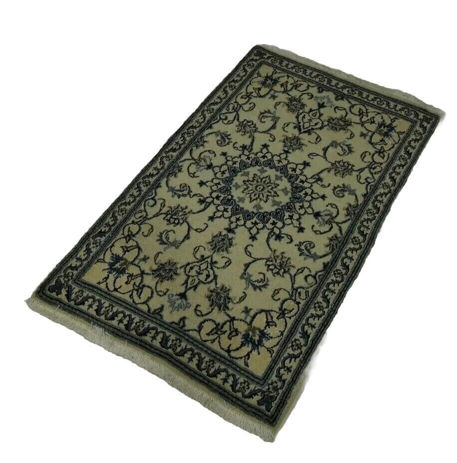 Persian Rug Nain 145 x 68 cm Wool Hand-knotted