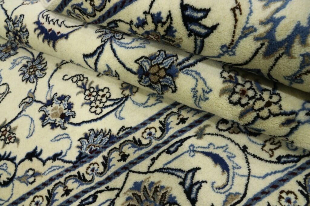 Persian Rug Nain 296 x 195 cm Wool Hand-knotted