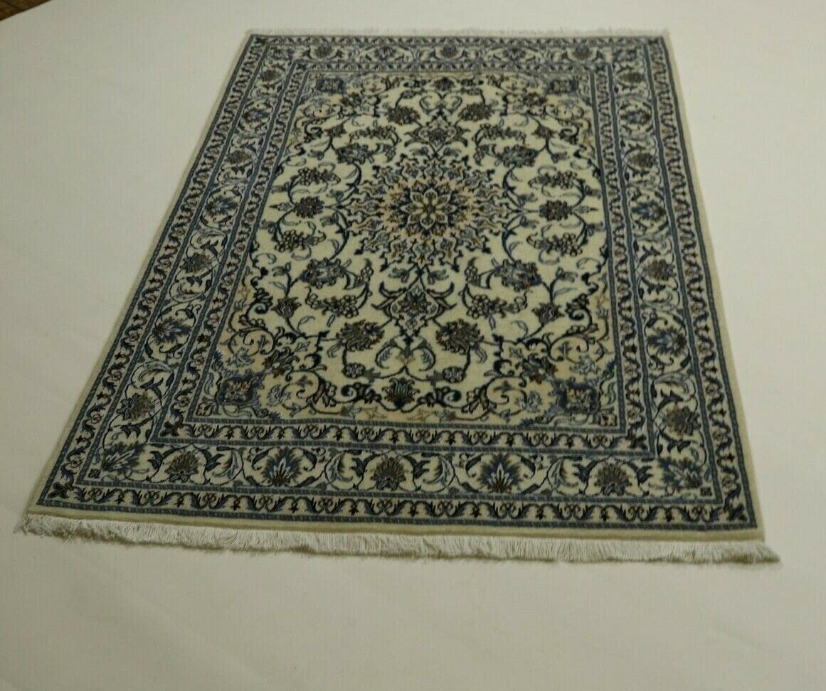 Persian Rug Nain 205 x 146 cm Wool Hand-knotted