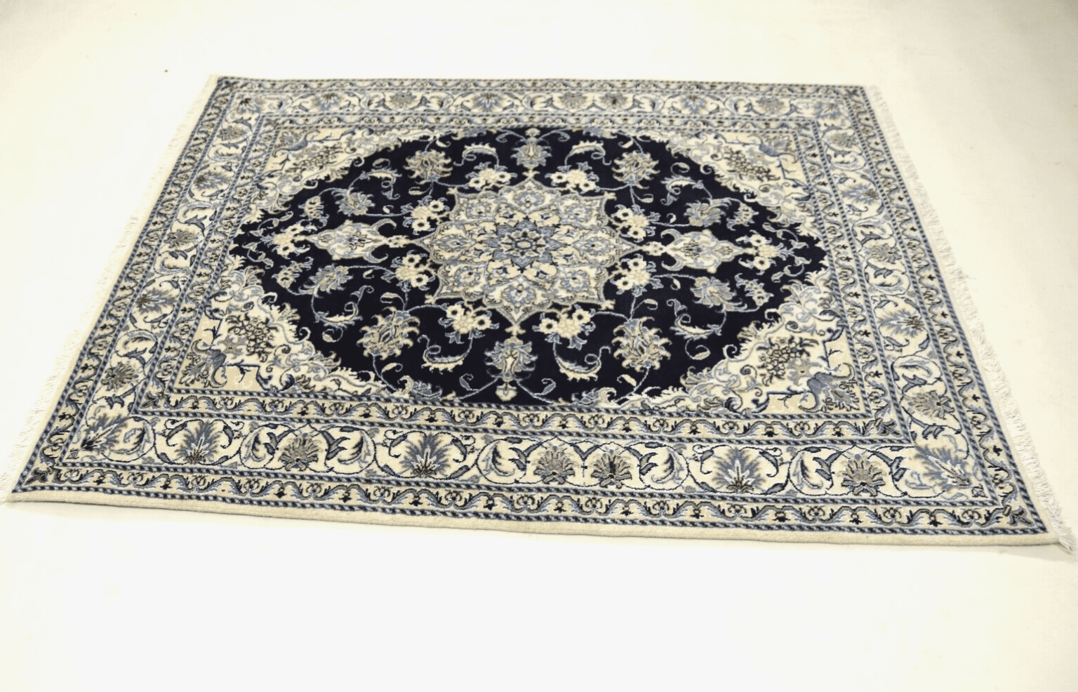 Oriental Rug Nain 198x146 cm Wool Hand-knotted