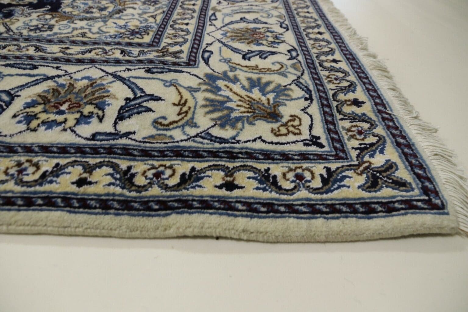 Persian Rug Nain 194 x 195 cm Wool Hand-knotted