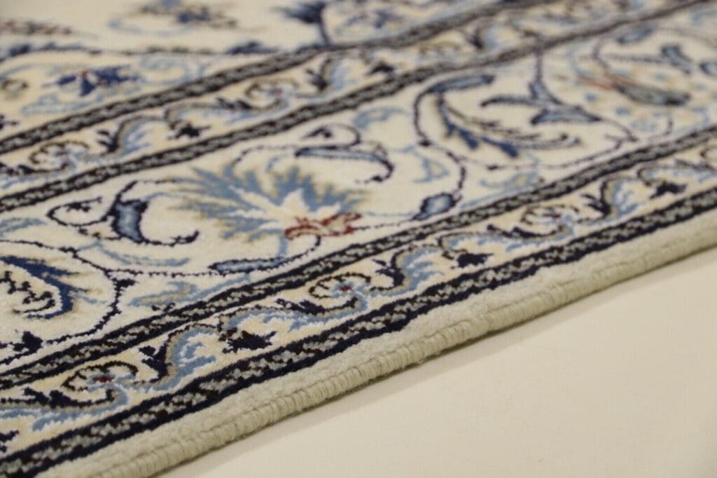 Persian Rug Nain 238 x 168 cm Wool Hand-knotted