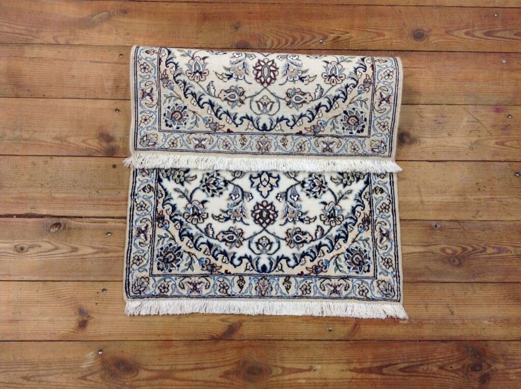 wunderschoner-orientteppich-super-nain-9-la-92-x-64-cm-ca-500000-4 Persian Rug Nain 92 x 64 cm Wool Hand-knotted