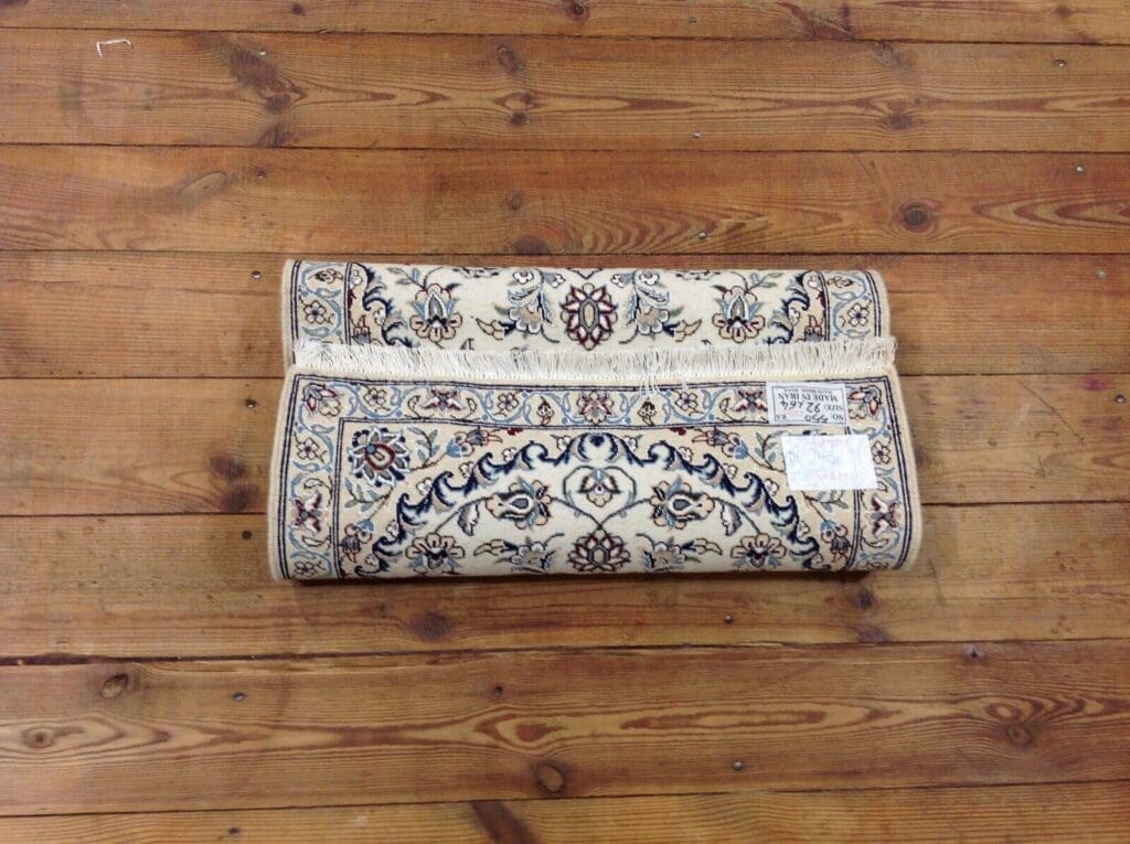 wunderschoner-orientteppich-super-nain-9-la-92-x-64-cm-ca-500000-5 Persian Rug Nain 92 x 64 cm Wool Hand-knotted