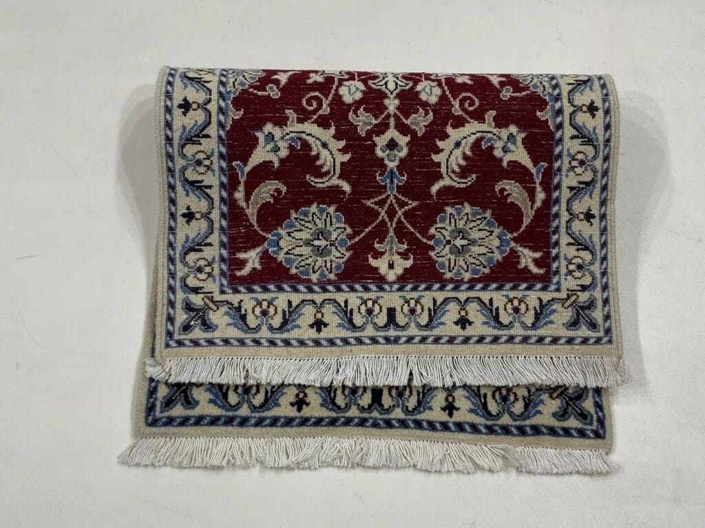 Persian Rug Nain 90 x 60 cm Wool Hand-knotted
