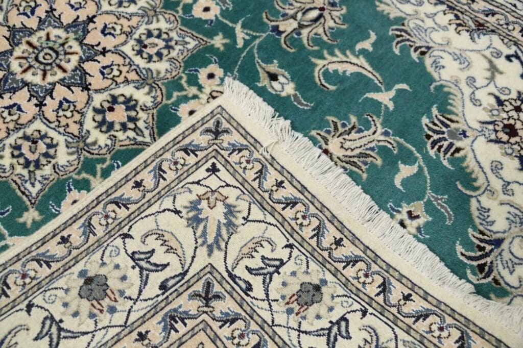 Persian Rug Nain 235 x 169 cm Wool Hand-knotted
