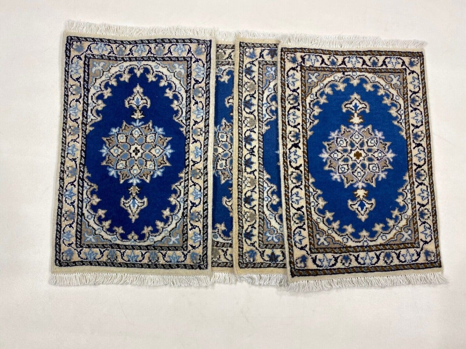 wunderschoner-perserteppich-nain-60-x-40-cm-mit-300000-knoten-m-90-1-1 Persian Rug Nain 60 x 40 cm Wool Hand-knotted