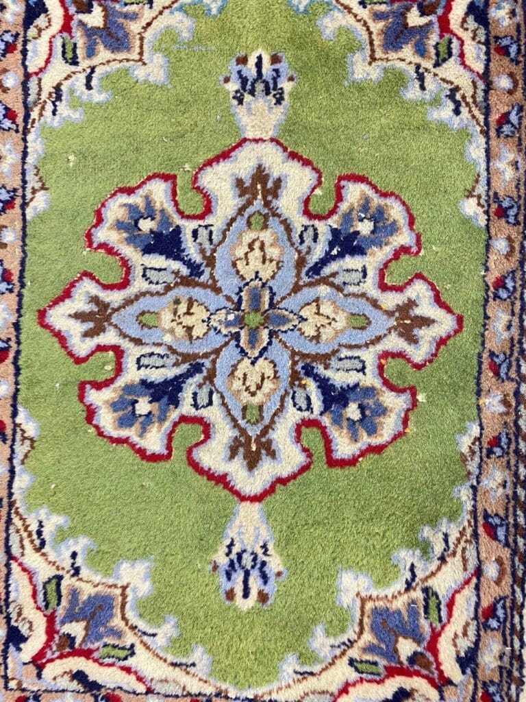 Persian Rug Nain 60 x 40 cm Wool Hand-knotted