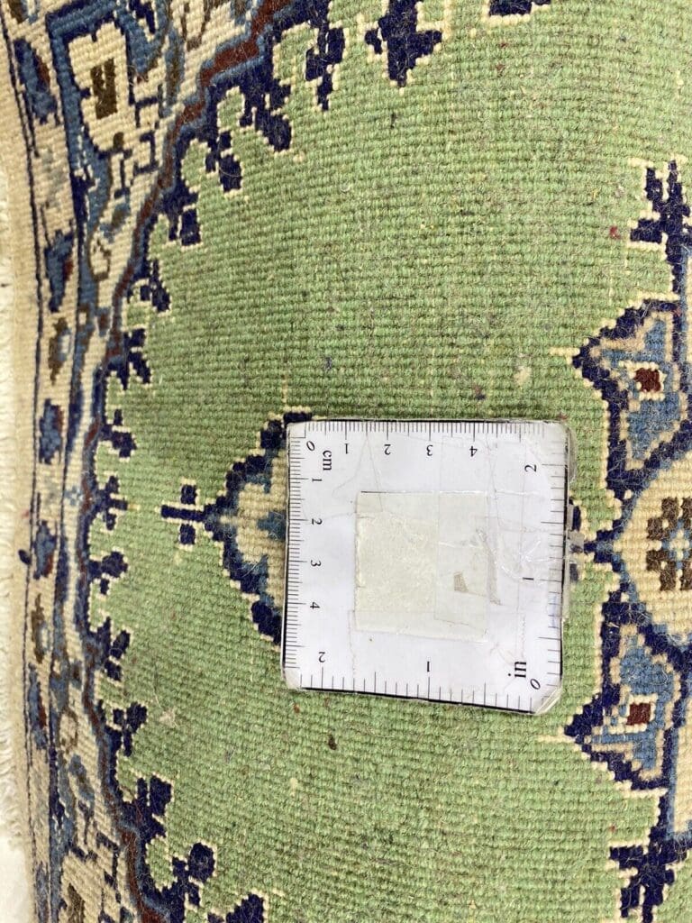 Persian Rug Nain 60 x 40 cm Wool Hand-knotted