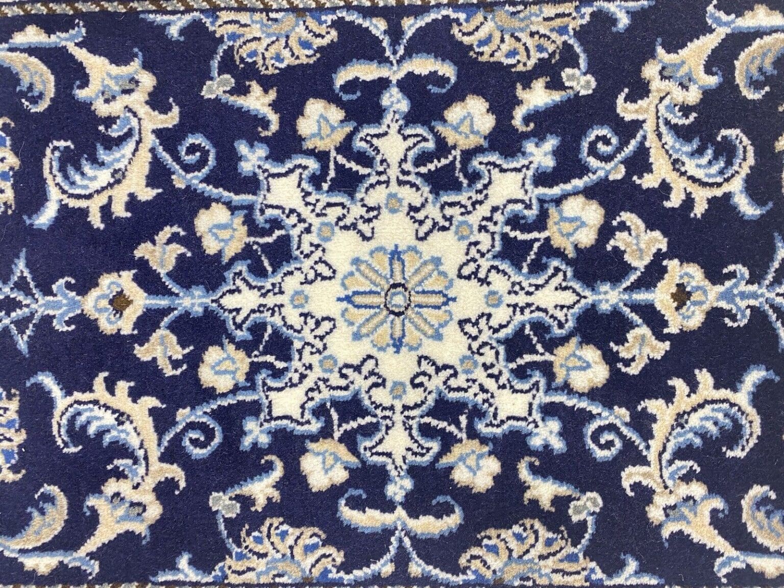 Persian Rug Nain 90 x 60 cm Wool Hand-knotted