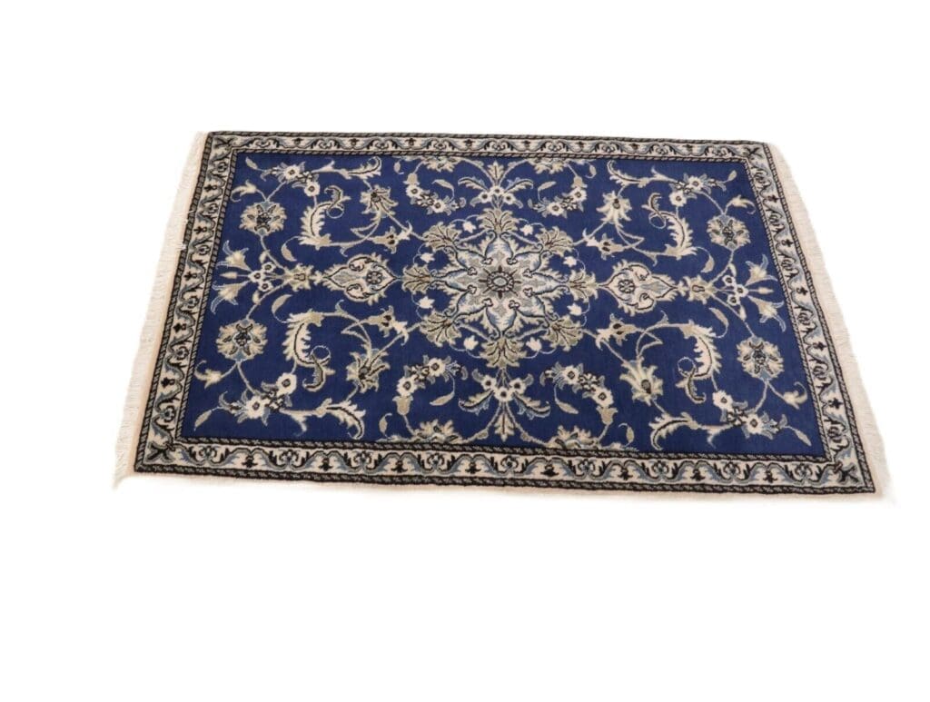 Persian Rug Nain 135 x 89 cm Wool Hand-knotted