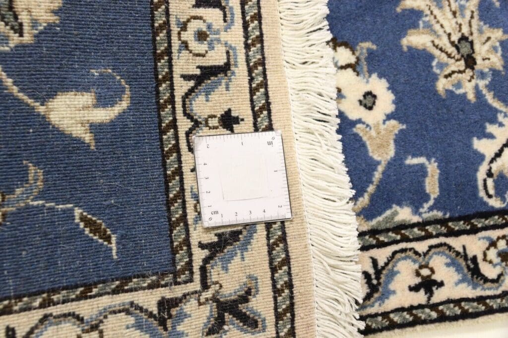 Persian Rug Nain 137 x 88 cm Wool Hand-knotted
