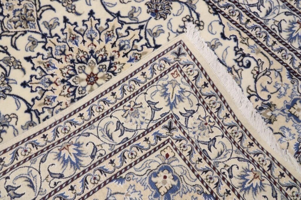 Persian Rug Nain 193 x 150 cm Wool Hand-knotted