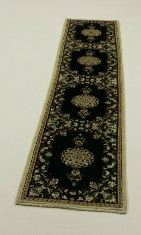 Persian Rug Nain 259 x 58 cm Wool Hand-knotted