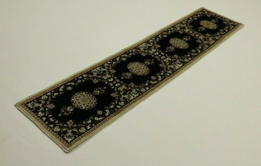 Persian Rug Nain 259 x 58 cm Wool Hand-knotted