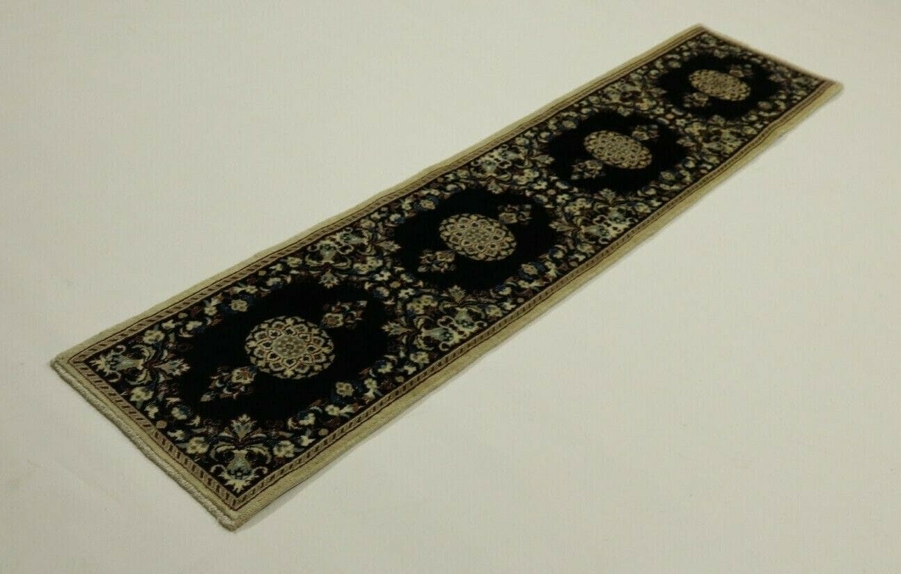 Persian Rug Nain 259 x 58 cm Wool Hand-knotted