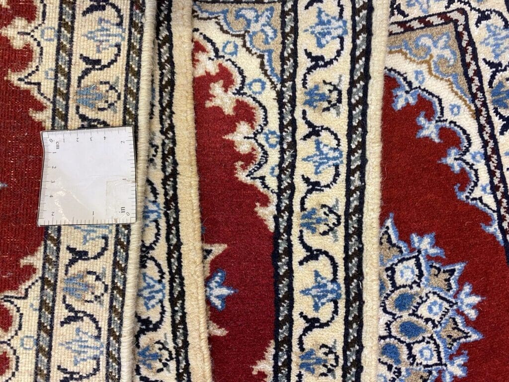 Persian Rug Nain 60 x 40 cm Wool Hand-knotted