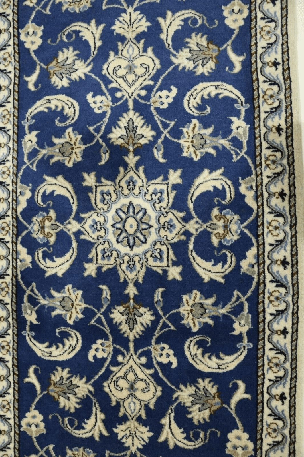 Persian Rug Nain 135 x 70 cm Wool Hand-knotted