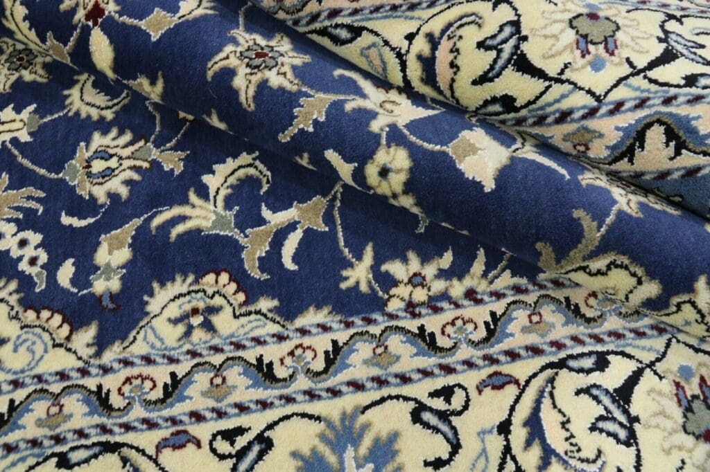 Persian Rug Nain 230 x 169 cm Wool Hand-knotted