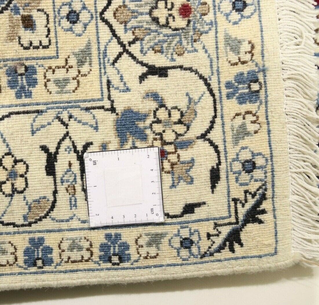 Persian Rug Nain 198 x 122 cm Wool Hand-knotted