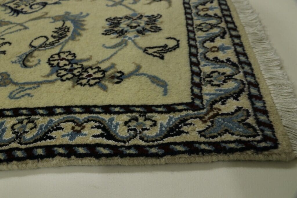 Persian Rug Nain 137 x 86 cm Wool Hand-knotted