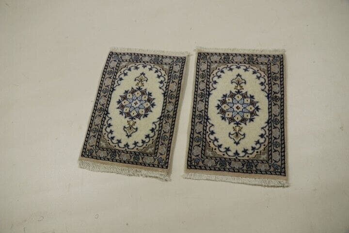 Persian Rug Nain 60 x 40 cm Wool Hand-knotted