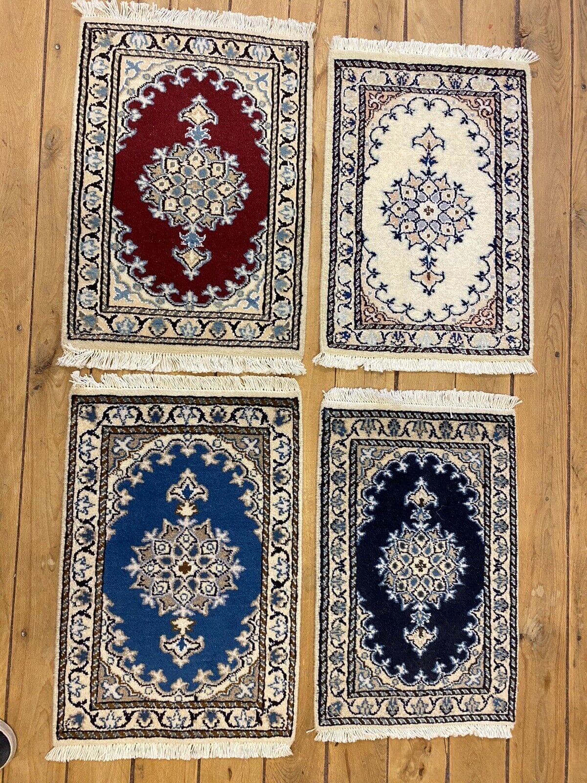 Persian Rug Nain 60 x 40 cm Wool Hand-knotted