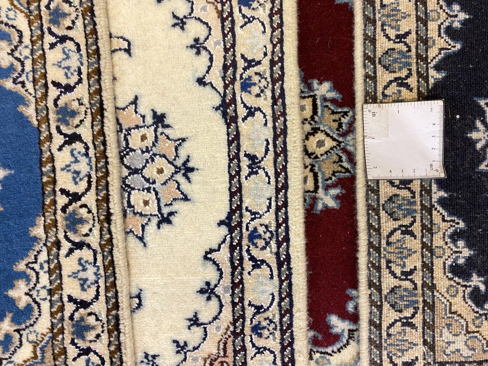 Persian Rug Nain 60 x 40 cm Wool Hand-knotted