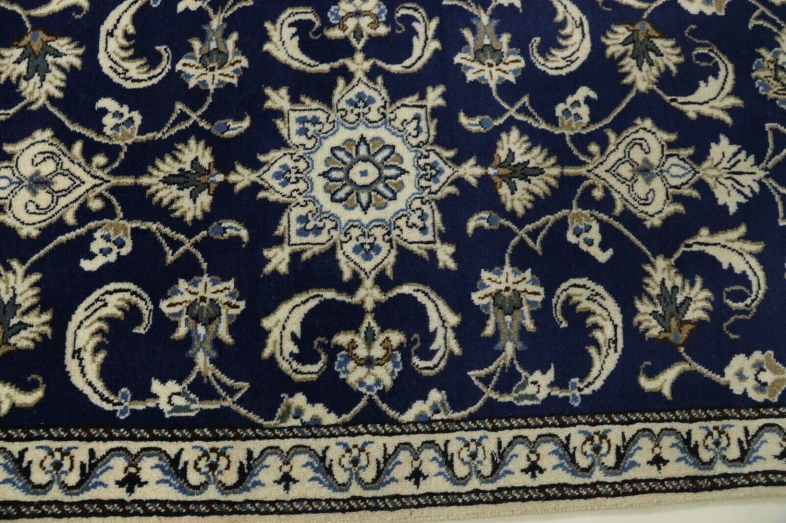Persian Rug Nain 135 x 70 cm Wool Hand-knotted