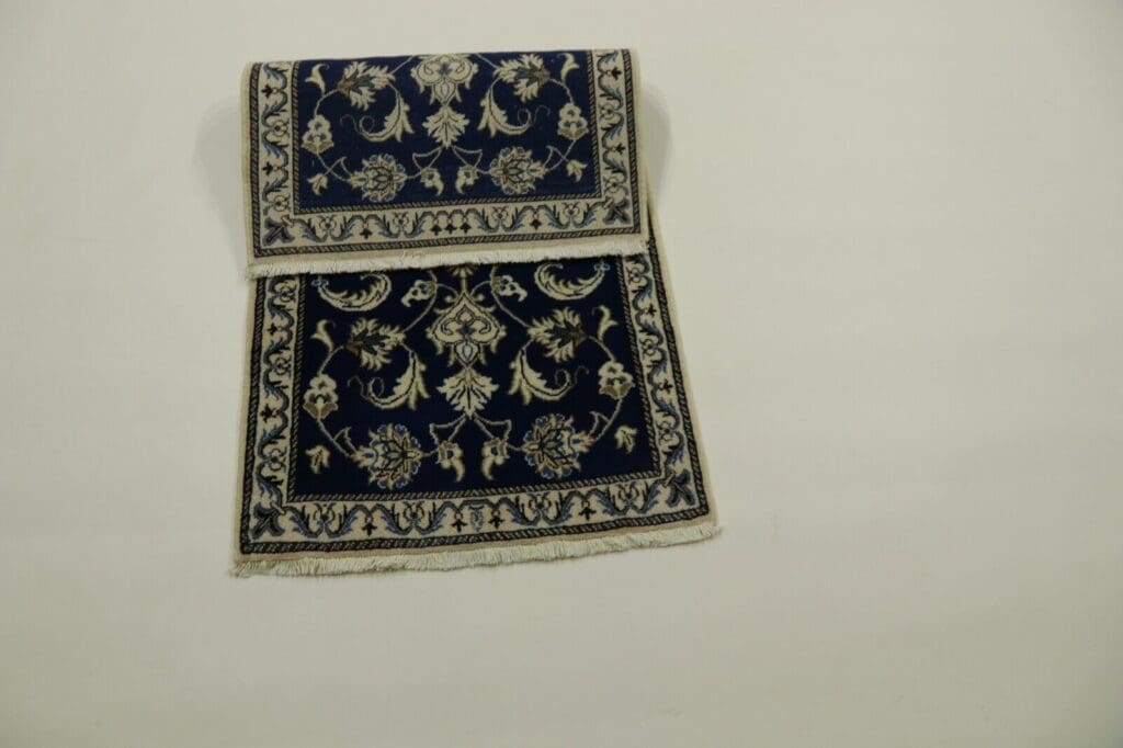 Persian Rug Nain 135 x 70 cm Wool Hand-knotted