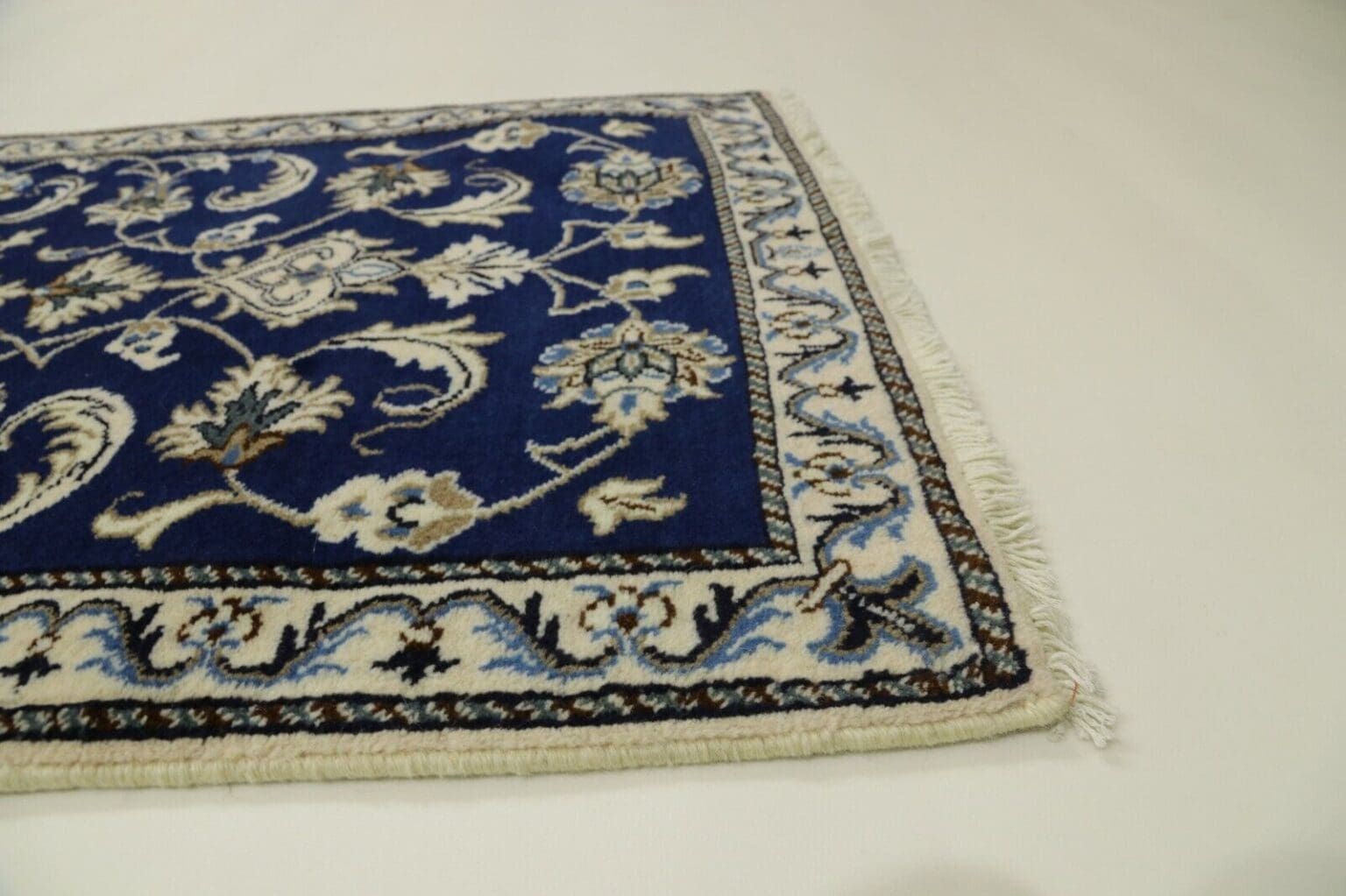 Persian Rug Nain 135 x 70 cm Wool Hand-knotted