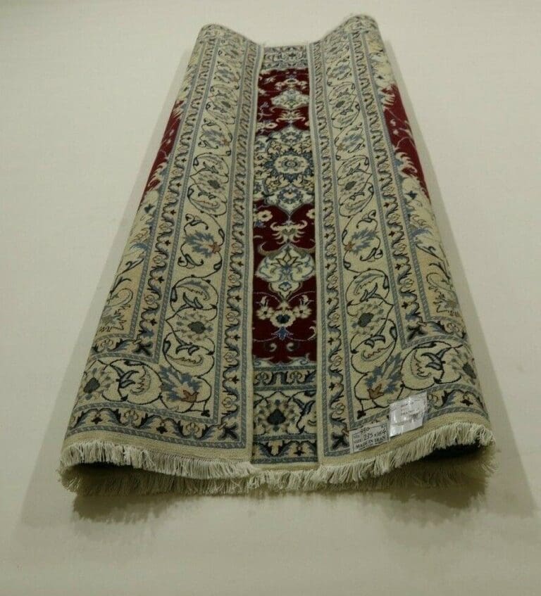Persian Rug Nain 235 x 164 cm Wool Hand-knotted