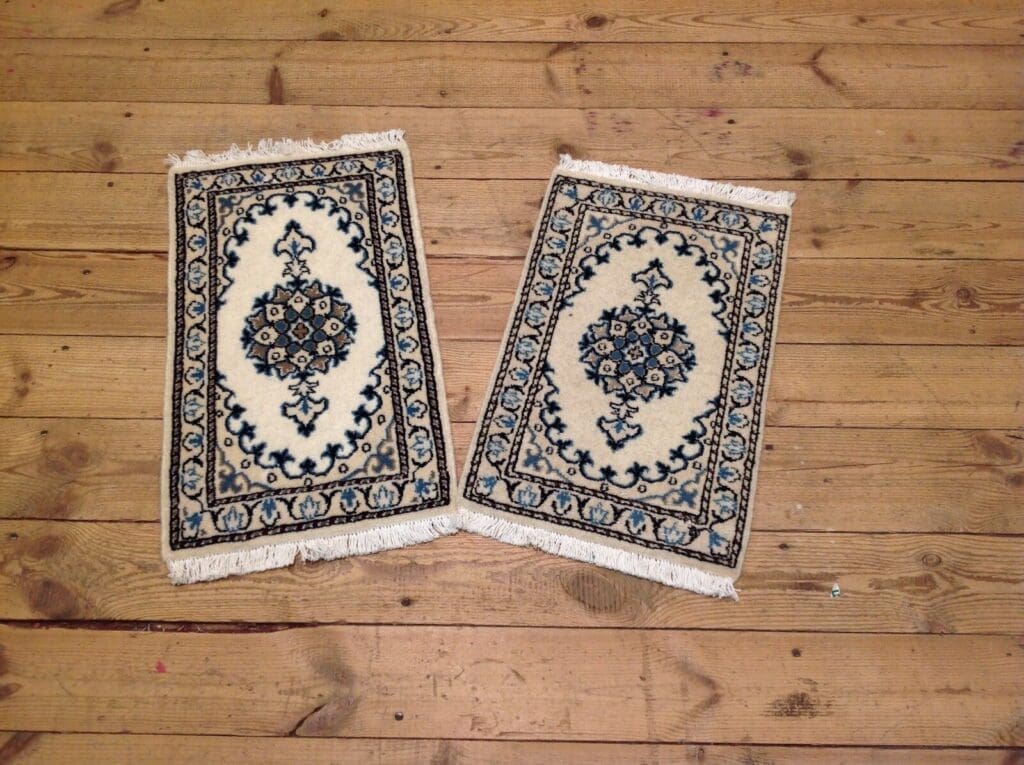 Persian Rug Nain 60x40 cm Wool Hand-knotted