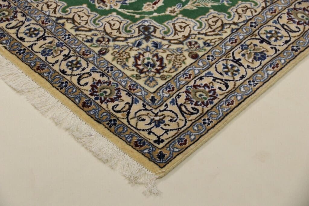 Persian Rug Nain 178 x 120 cm Wool Hand-knotted