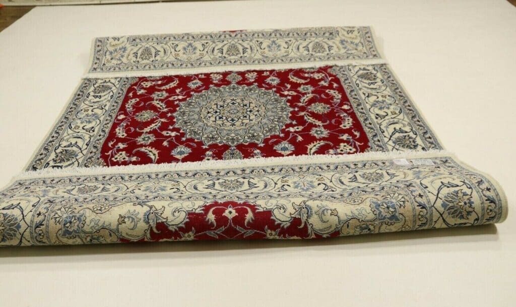Persian Rug Nain 295 x 193 cm Wool Hand-knotted