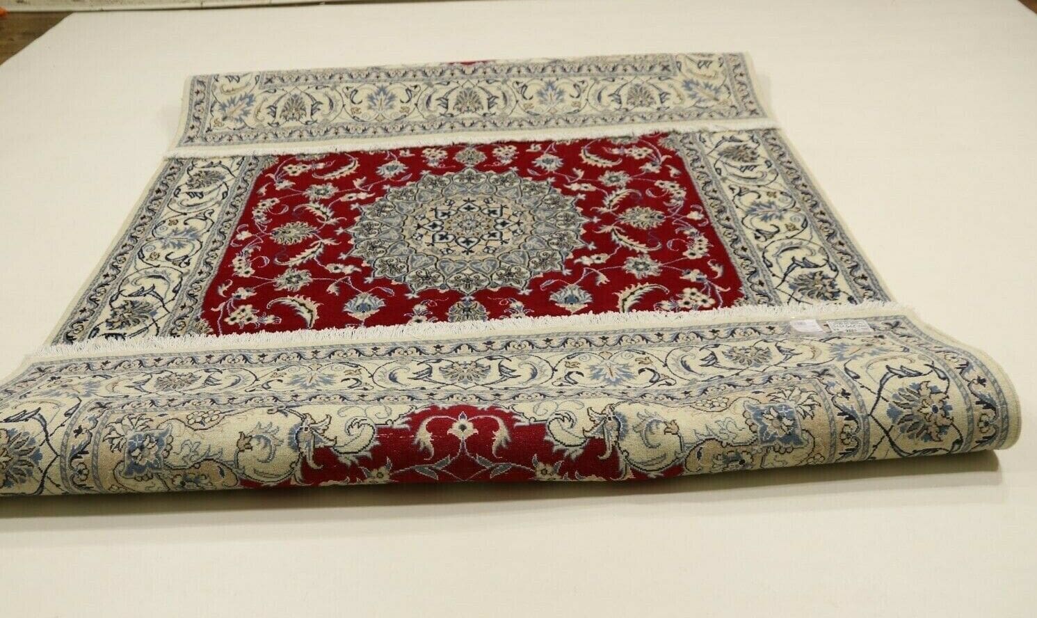 Persian Rug Nain 295 x 193 cm Wool Hand-knotted