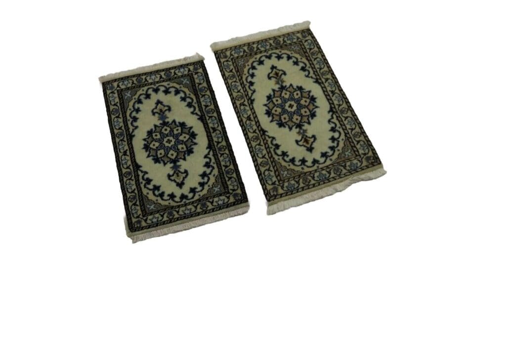 Persian Rug Nain 60 x 40 cm Wool Hand-knotted