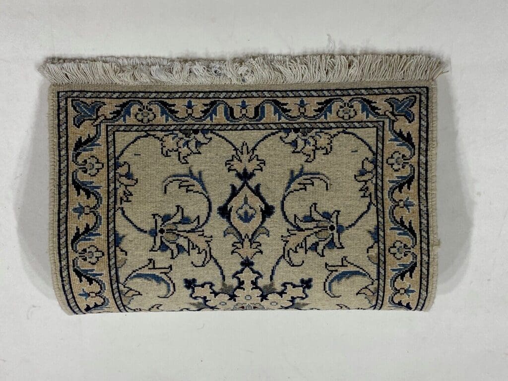 Persian Rug Nain 90 x 60 cm Wool Hand-knotted