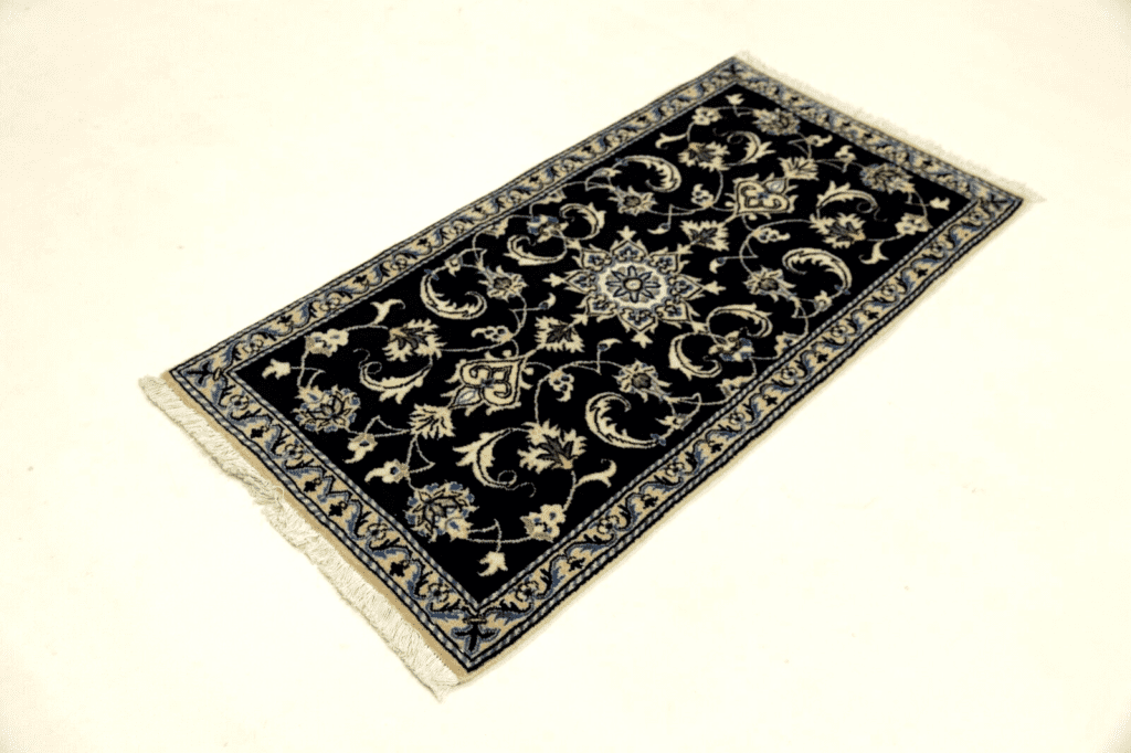 Persian Rug Nain 138 x 71 cm Wool Hand-knotted