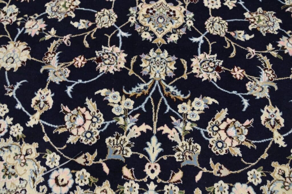 Persian Rug Nain 310 x 210 cm Wool Hand-knotted